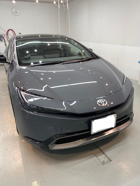新型プリウス ナノメタルコーティング施工