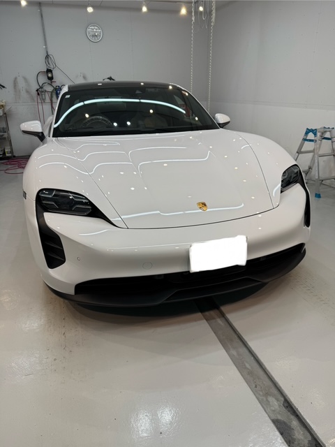 ポルシェ タイカンGTS 簡易コーティング施工